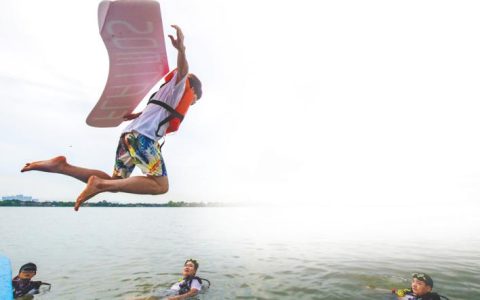 5b376bc9-9b03-4aa8-8358-7694c10b6b17