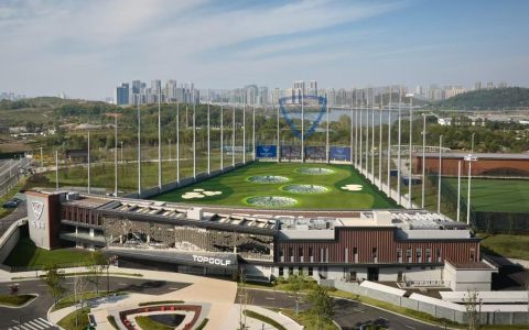 W020241103311923670760