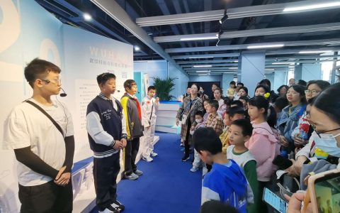 月球熔洞、智慧阳台、新能源汽车安全装置……这场青少年达人见面会科技含量满满