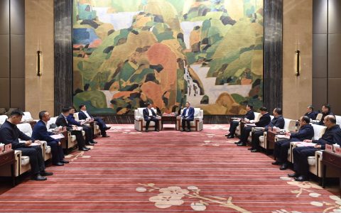 c6fadc753efaa537b9a3ae7043ad25c4